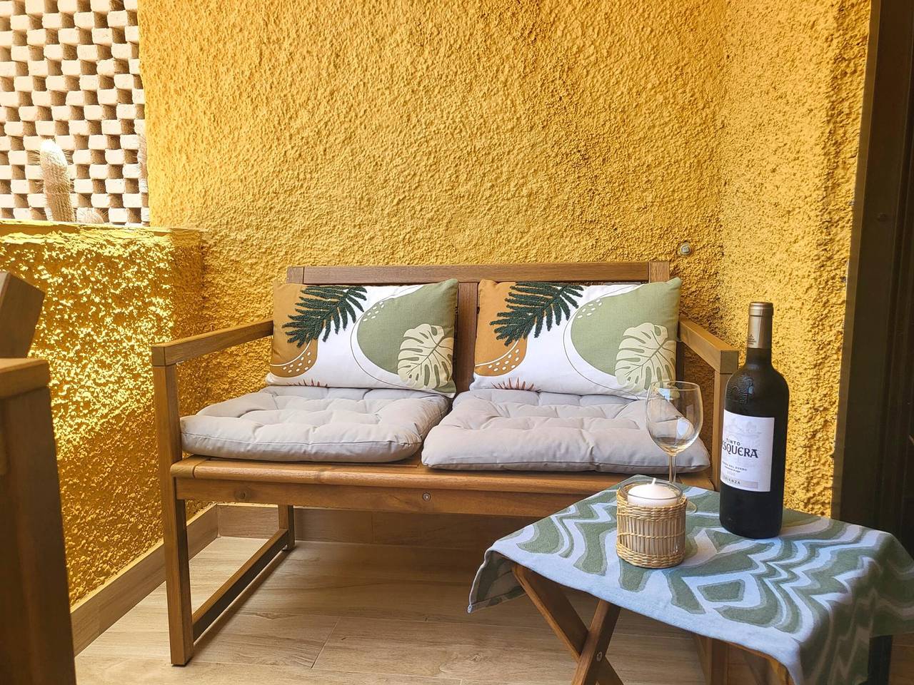 Entire studio, Modern Lodging with Pool, Terrace and Parking at Playa La Arena in La Arena, Santiago del Teide