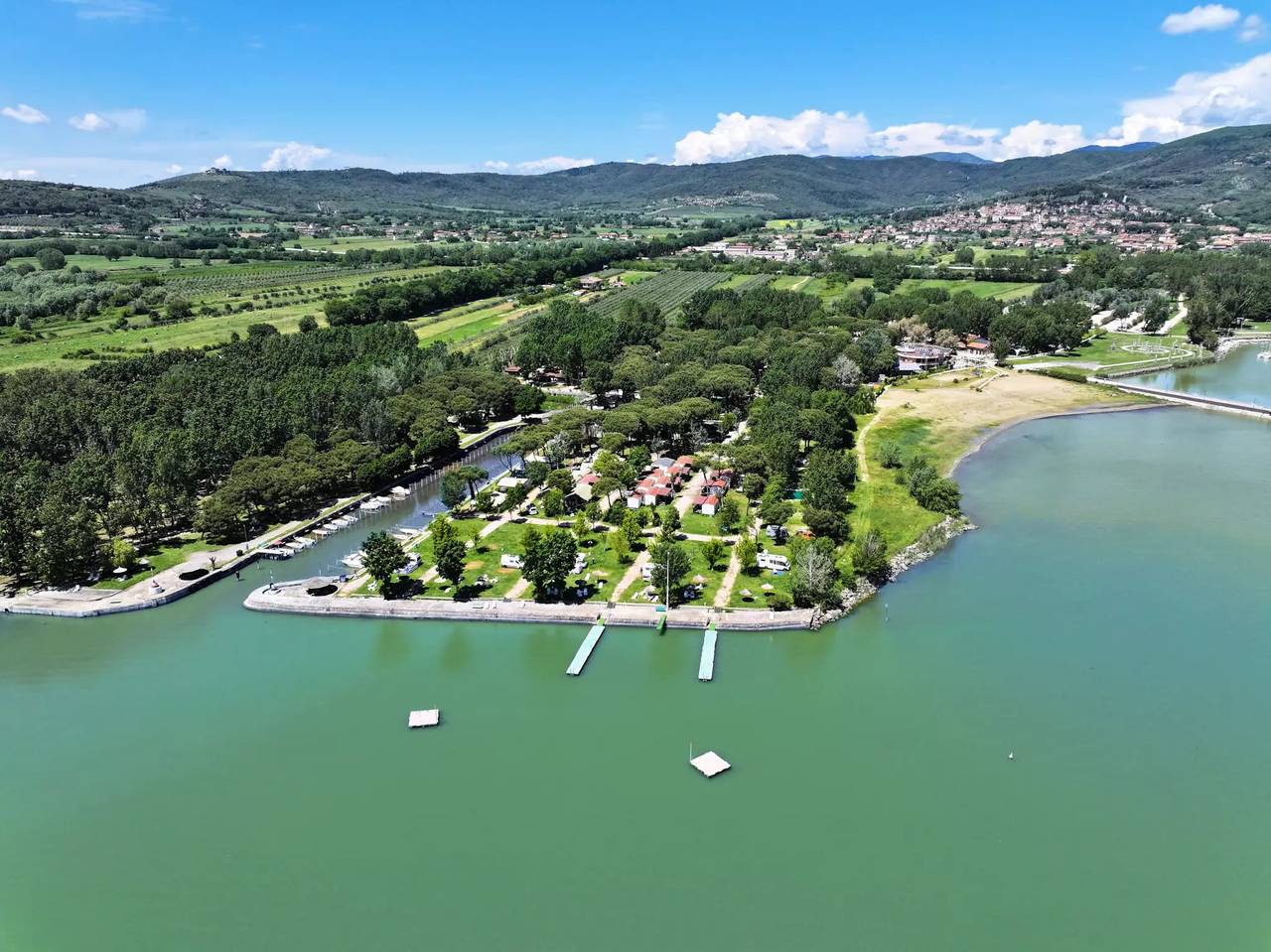 Mobilheim Deluxe Super 6 Personen in Tuoro sul Trasimeno, Lago Trasimeno