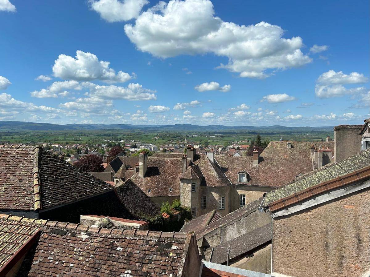 Appartement entier, One-Bedroom Apartment in Autun, Région d'Autun
