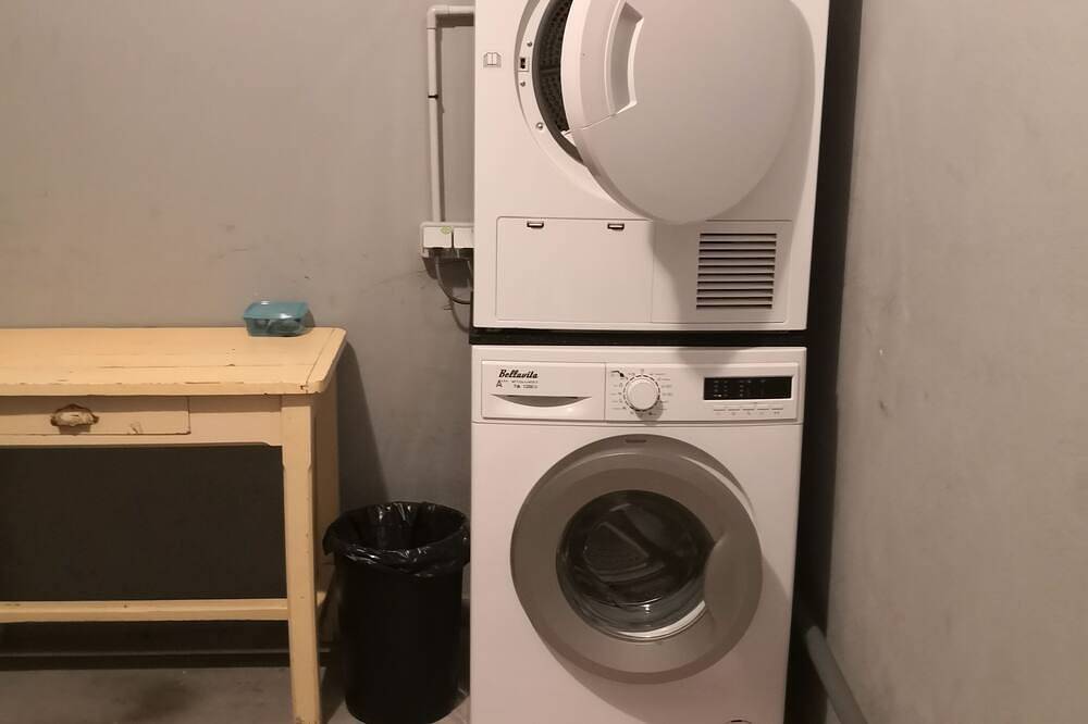 Entire apartment, Small, cozy sup apartment in Grenoble, Isère