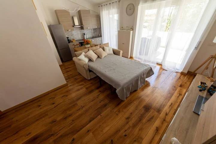 Appartamento intero, Alloggio Turistico Flavia in Anzio, Provincia di Roma