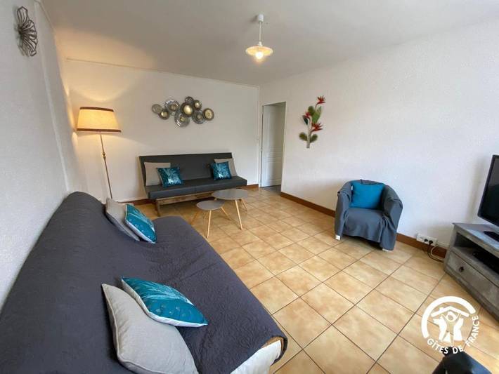Location de vacances pour 6 personnes, avec terrasse et jardin à Curan