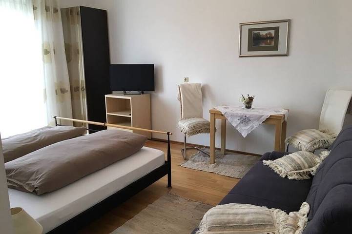 Ferienwohnung für 2 Personen, mit Garten in Nordheim am Main