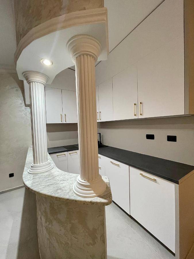 Parc de vacances pour 6 personnes, avec balcon à Budva - 4