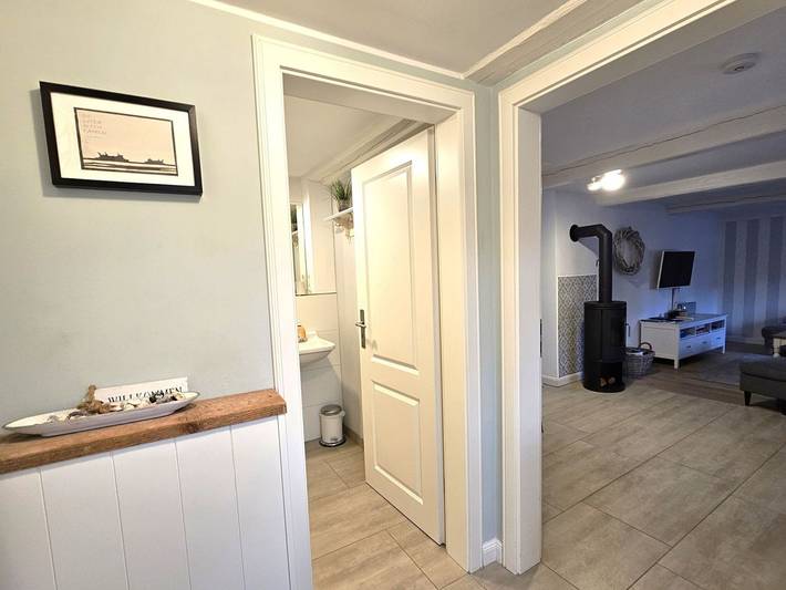 Ganze Ferienwohnung, WattGut - Ferienhaus WattGut in Oevenum: Sauna, Kaminofen & Garten für 6 Gäste in Nordfriesische Inseln (Schleswig-Holstein) (Schleswig-Holstein), Oevenum