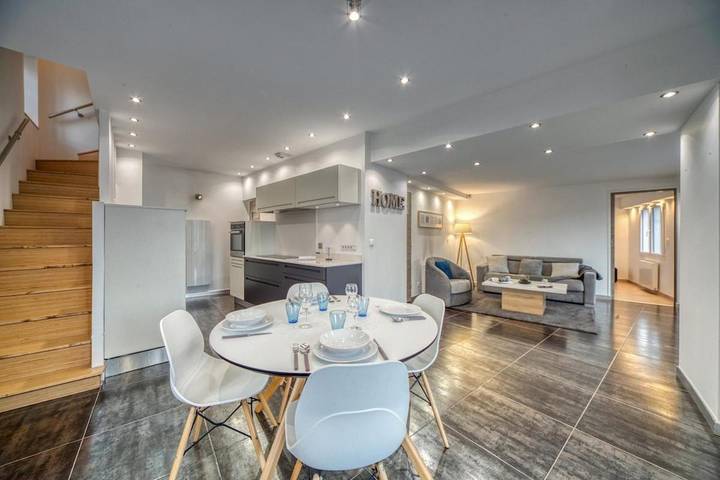 Gîte pour 4 personnes, avec Terrasse et Vue à Corenc