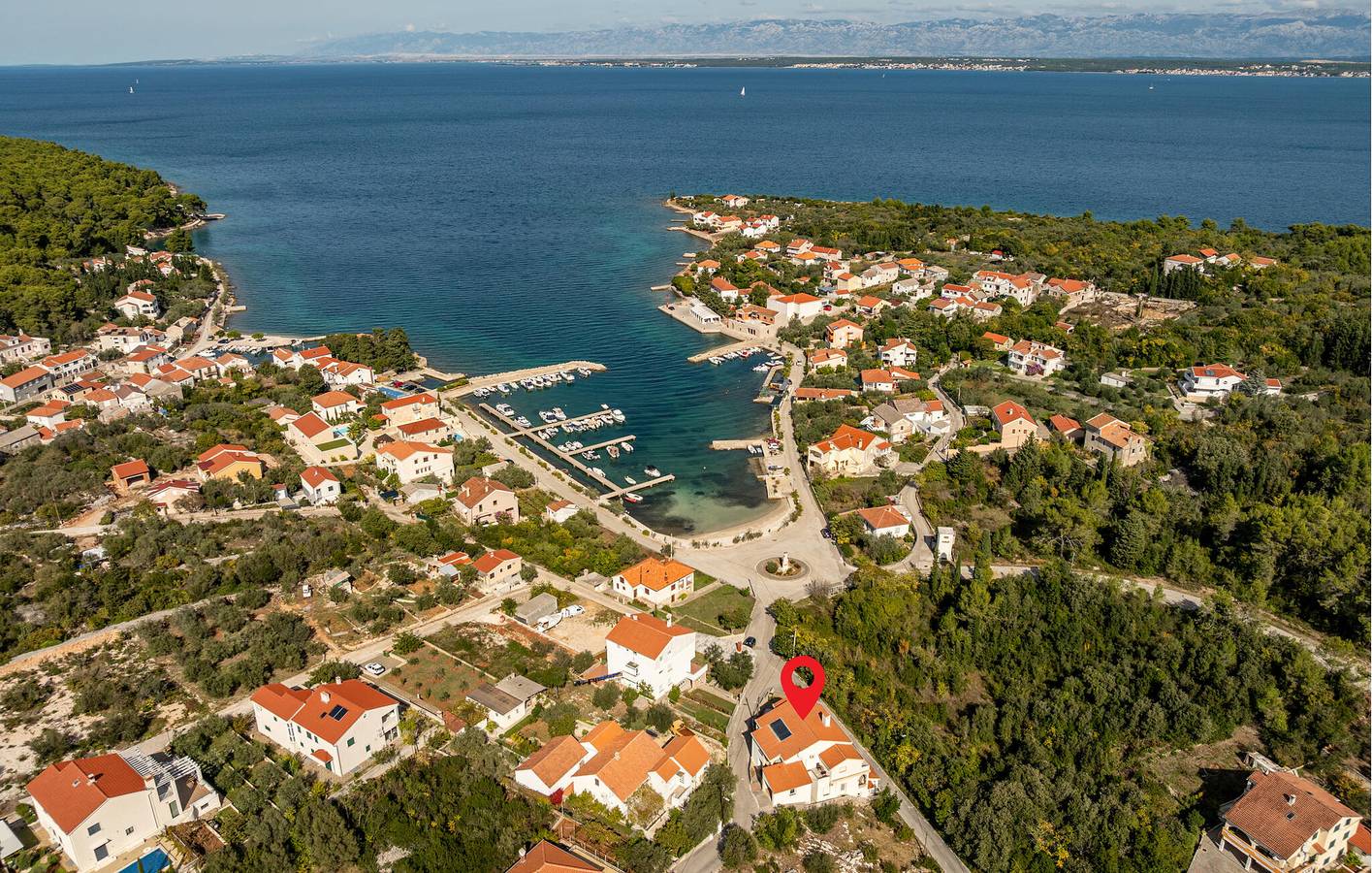 Appartamento intero, Appartamento vacanze per 3 persone con terrazza in Lukoran, Isola di Ugljan