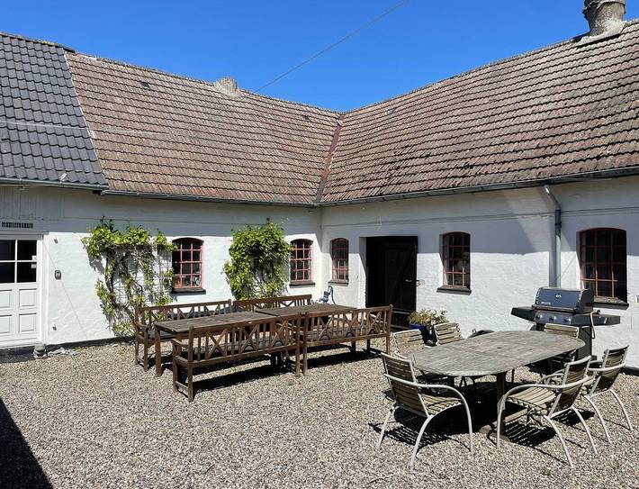 Ferienhaus für 6 Personen, mit Terrasse in Råbylille Strand - 2