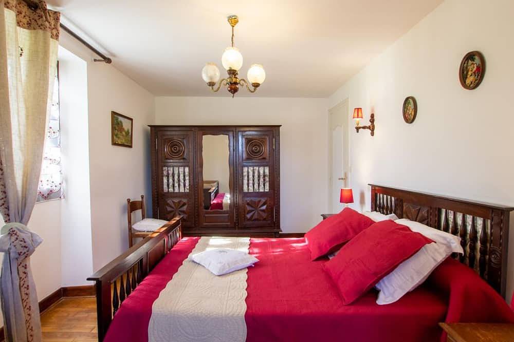 House for 6 pers. with private pool and pets allowed in Montignac, Périgord Noir