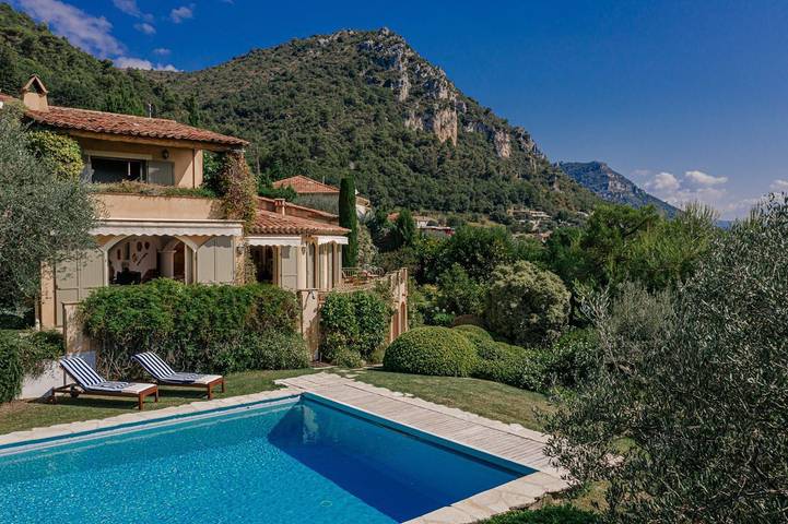 Villa pour 10 personnes, avec balcon et jardin à Vence