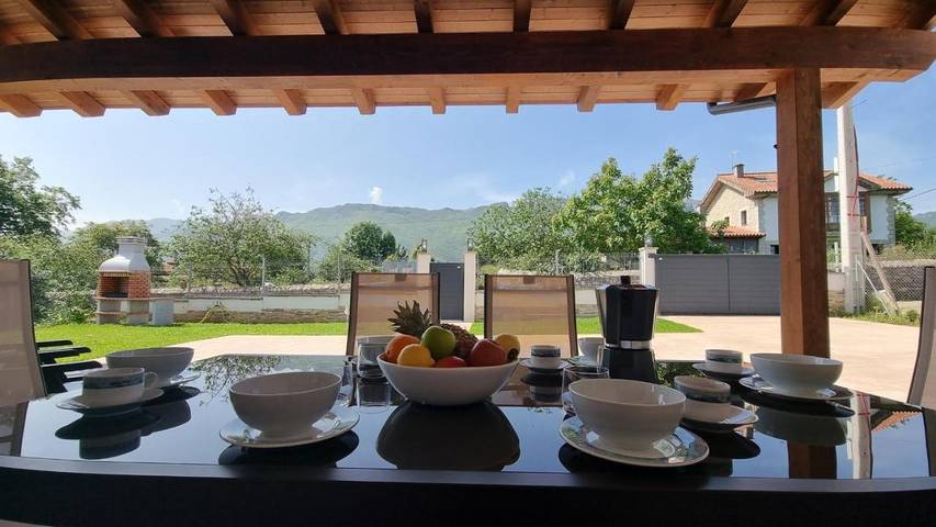 Chalet para 6 personas, con vistas y jardín, Se admiten mascotas en Llanes - 2