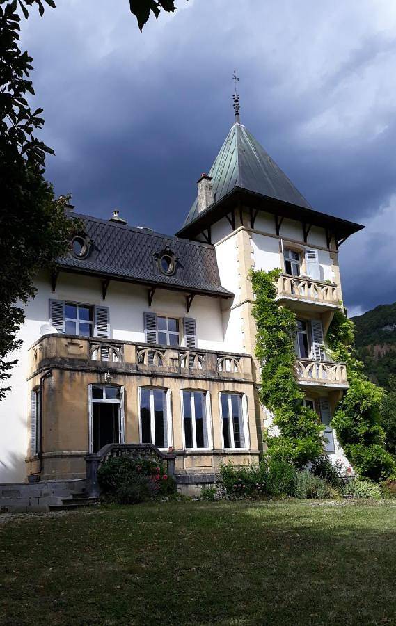 Maison d’hôte pour 4 personnes, avec jardin ainsi que piscine et vue dans le Doubs - 2