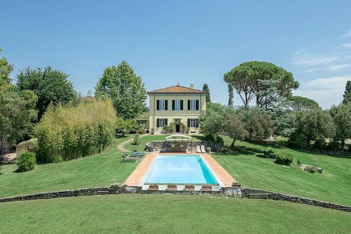 Villa pour 10 personnes, avec jardin et jacuzzi, animaux acceptés