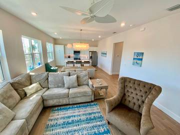 Holiday Home for 10 People in Fort Myers Beach, Southwest Florida, Photo 2