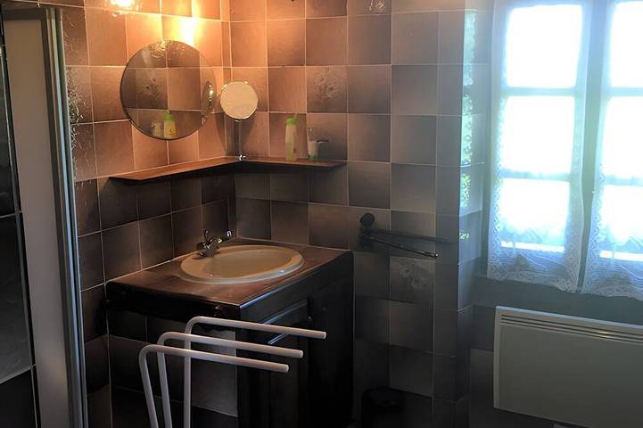 Location de vacances pour 6 personnes, avec balcon et jardin à Bournazel - 4