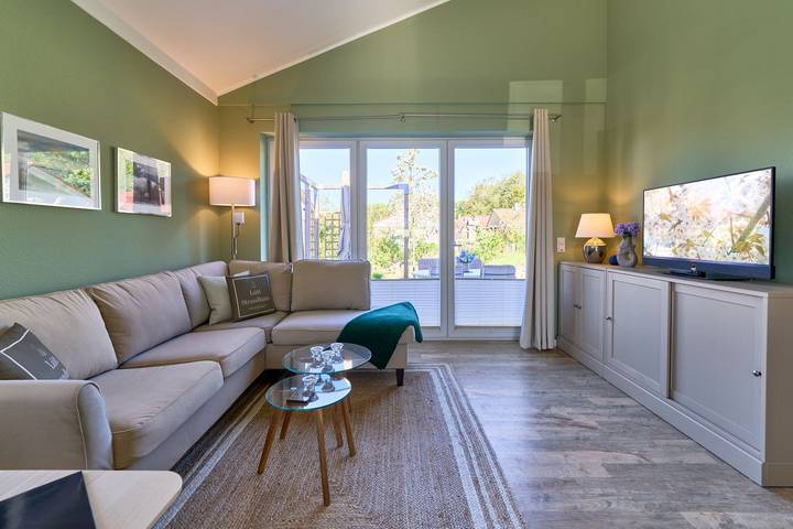 Strandhaus für 4 Personen, mit Terrasse und Garten sowie Sauna in Pelzerhaken - 2