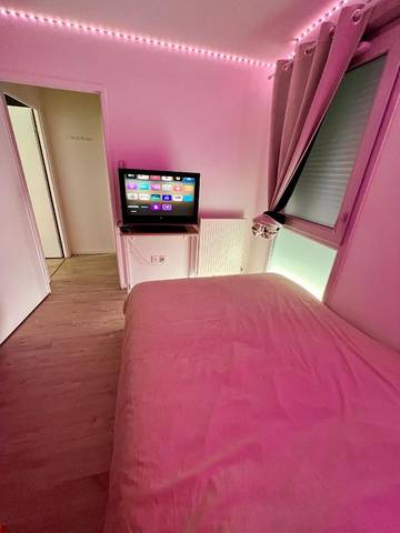 Cottage pour 2 personnes, avec jardin à Carrières-sous-Poissy