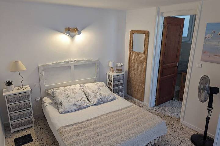 Gîte pour 2 personnes, avec terrasse à Pinet (homonymie) - 3