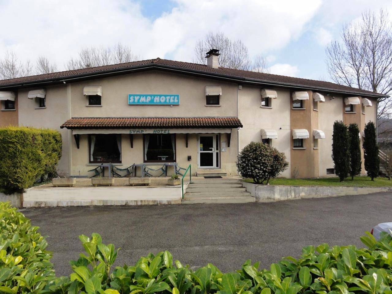 Symp'Hotel in Nivolas-Vermelle, Région de La Tour-du-Pin