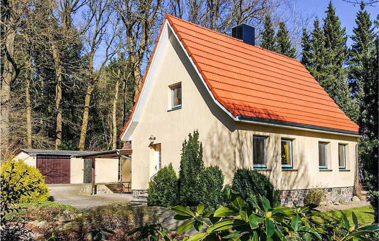 Ferienhaus für 4 Personen, mit Terrasse und Garten in Brekendorf