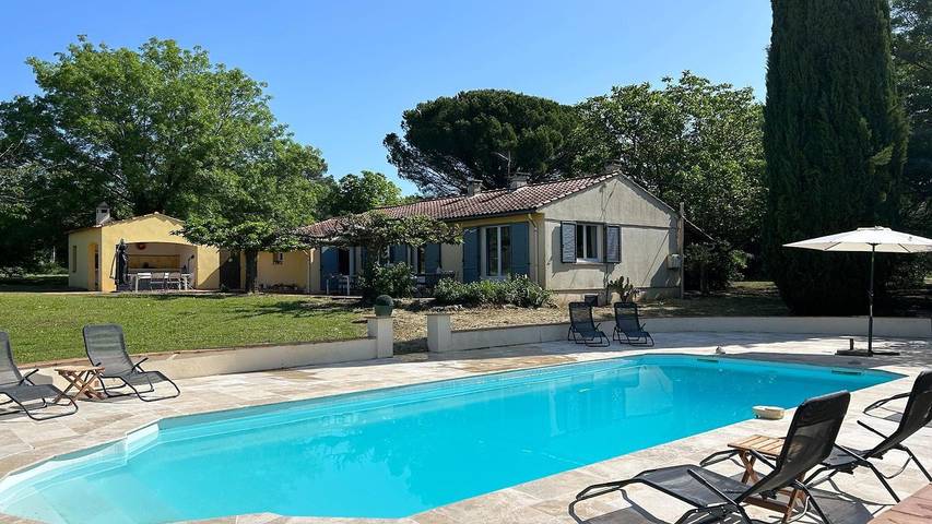 Holiday home for 8 people, with terrace and pool as well as garden, with pets - 1