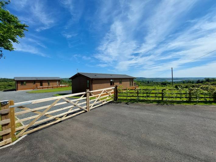 Lodge für 4 Personen mit Terrasse in Clyde Muirshiel Regional Park