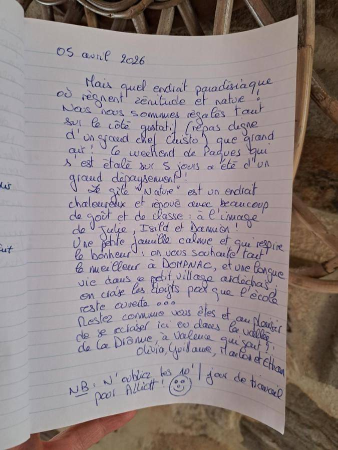 Location de vacances pour 4 personnes, avec jardin et vue à Dompnac - 3