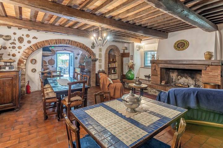 Incantevole mulino immerso nei boschi, comodo per visitare tutta la Toscana in Buggiano, Provincia di Pistoia