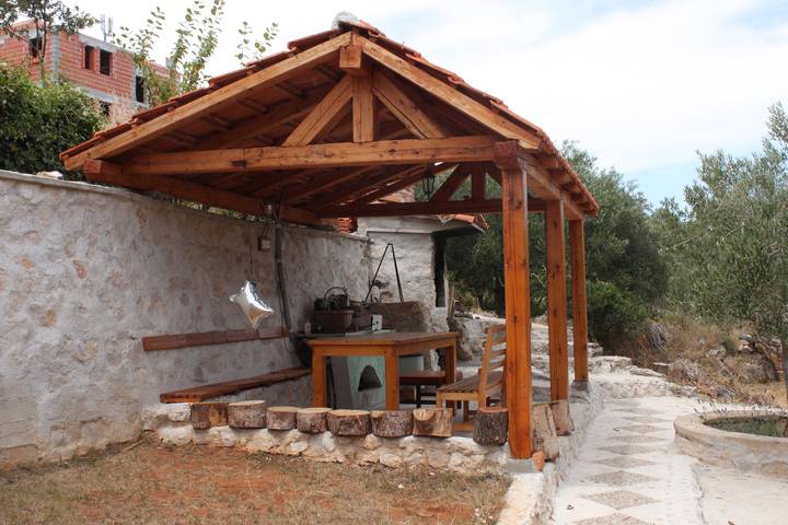 Appartamento intero, Appartamento comodo con terrazzo e vista mare Kali, Ugliano - Ugljan A-8234-a in Calli Croazia, Isola di Ugljan