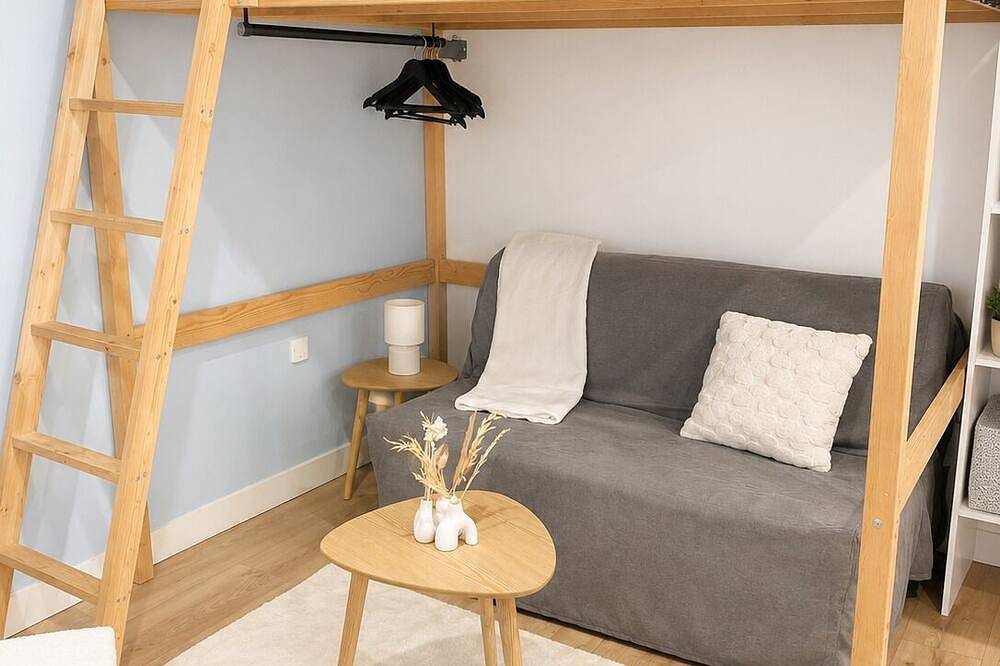 Ganze Wohnung, Air-conditioned studio with balcony 5 minutes from the citadel in Blaye, Blaye und Umgebung