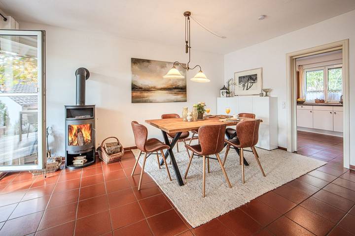 Ferienhaus für 4 Personen, mit Balkon und Terrasse sowie Garten und Sauna in Moos