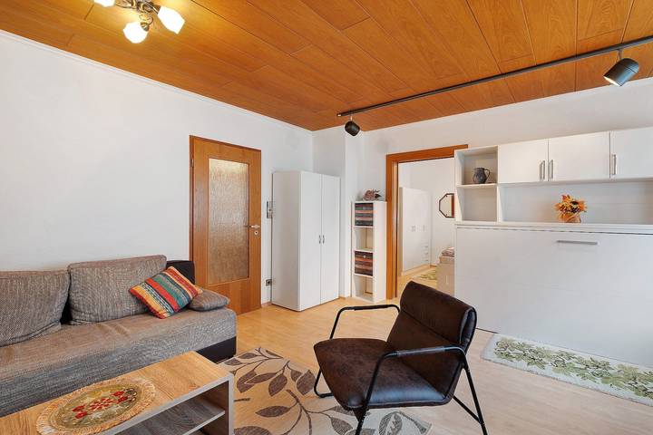 Appartement entier, Appartement de vacances "Eva Maria" avec balcon et Wi-Fi in Pforzheim, Forêt Noire du Nord