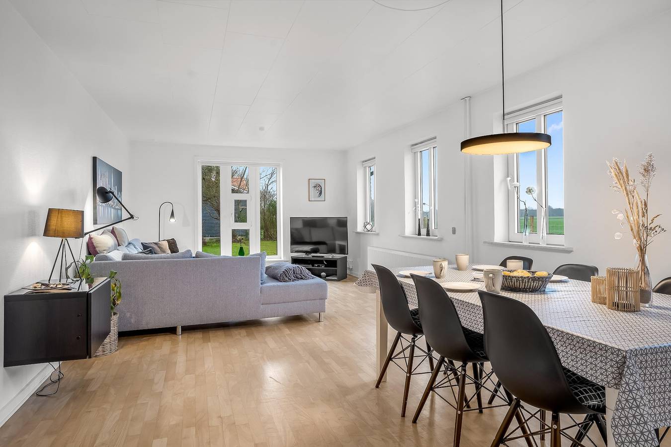 Holiday home with hot tub and space for 7 people. in Jegindø, Thyholm