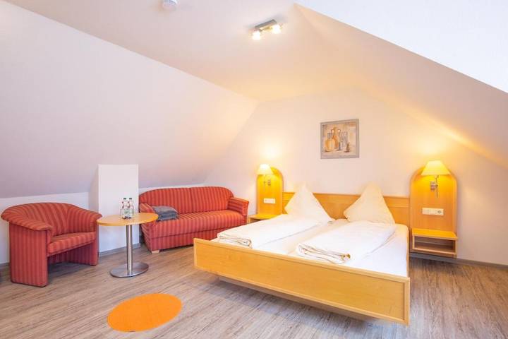 Hotel für 2 Personen, mit Terrasse in Auggen - 4