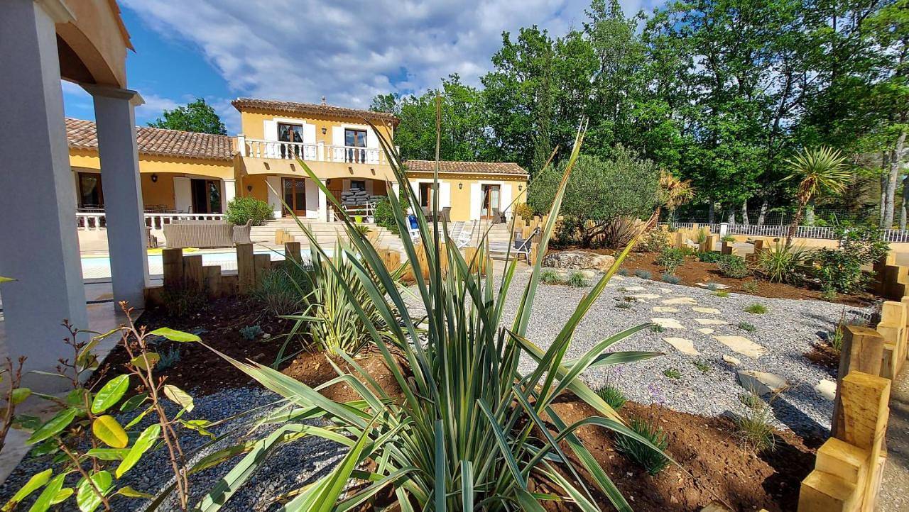 Le Mas Provençal in Régusse, Région de Brignoles