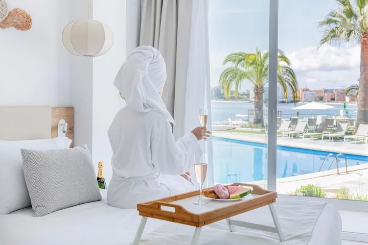 Appartement de vacances pour 5 personnes, avec piscine ainsi que jardin et vue - 1