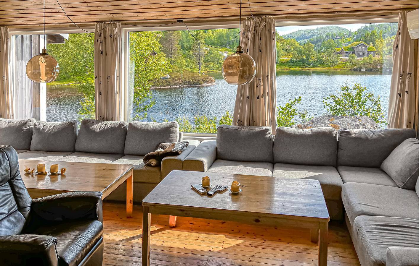 Ganze Ferienwohnung, Ferienwohnung für 3 Personen mit Seeblick in Sinnes, Sirdal