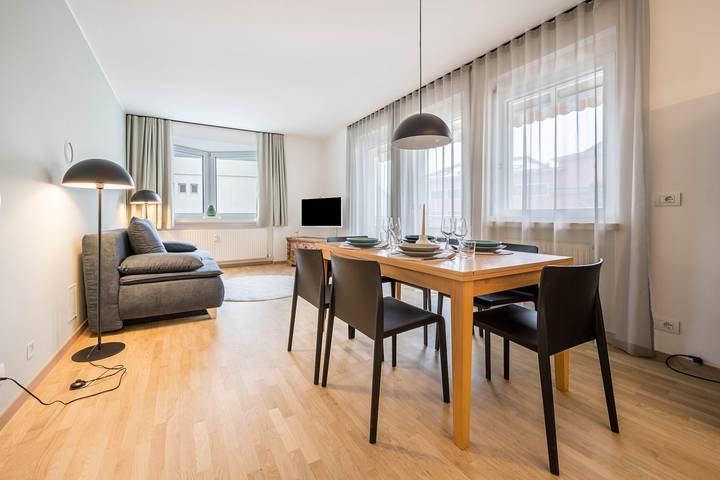 Ferienwohnung für 6 Personen, mit Balkon in Bruneck