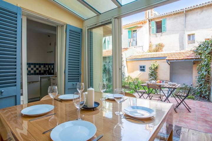 Location de vacances pour 5 personnes, avec jardin et terrasse dans Le Mourillon - 2
