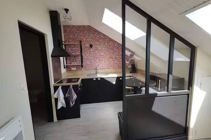 Ganze Wohnung, Stunning studio apartment in a residential complex on Rue de Courcelles in Arbois, Französischer Jura