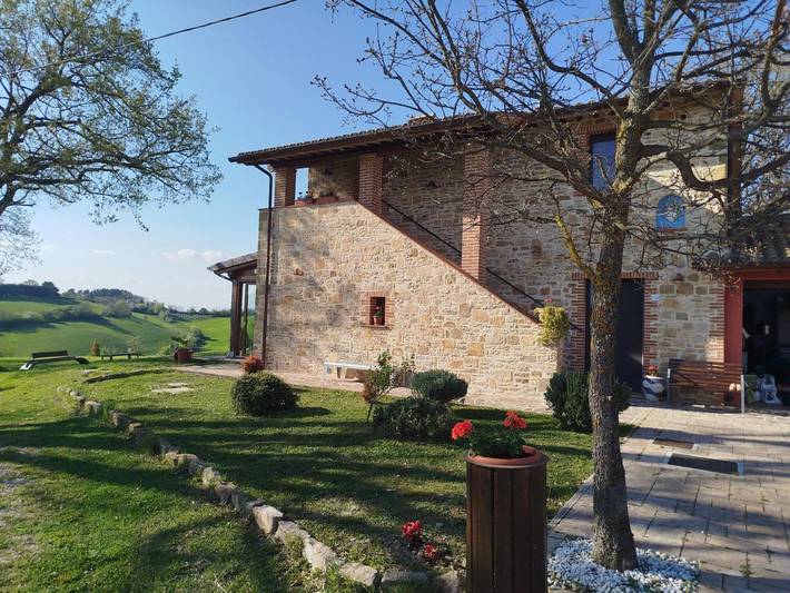 Maison d’hôte pour 2 personnes, avec jardin et vue à Gualdo Tadino