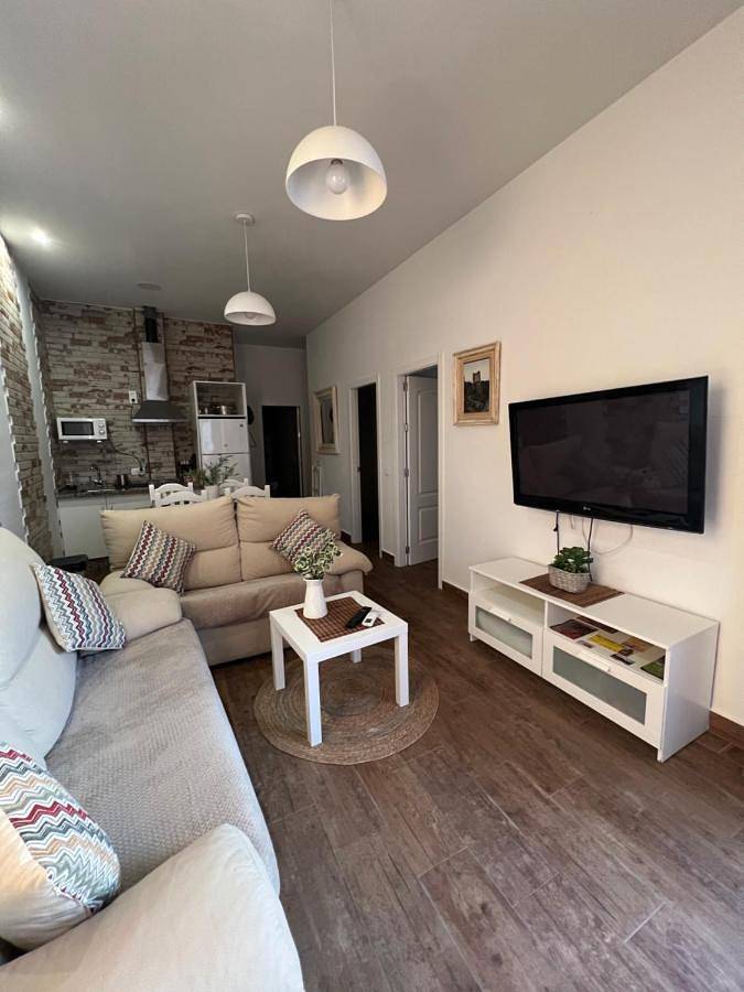 Gîte pour 8 personnes, avec vue et terrasse à Zahara de la Sierra - 4