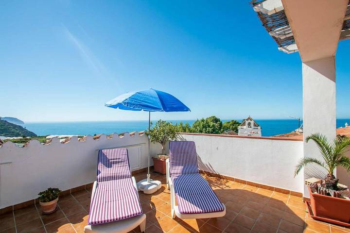 Location de vacances pour 2 personnes, avec Terrasse dans Maro