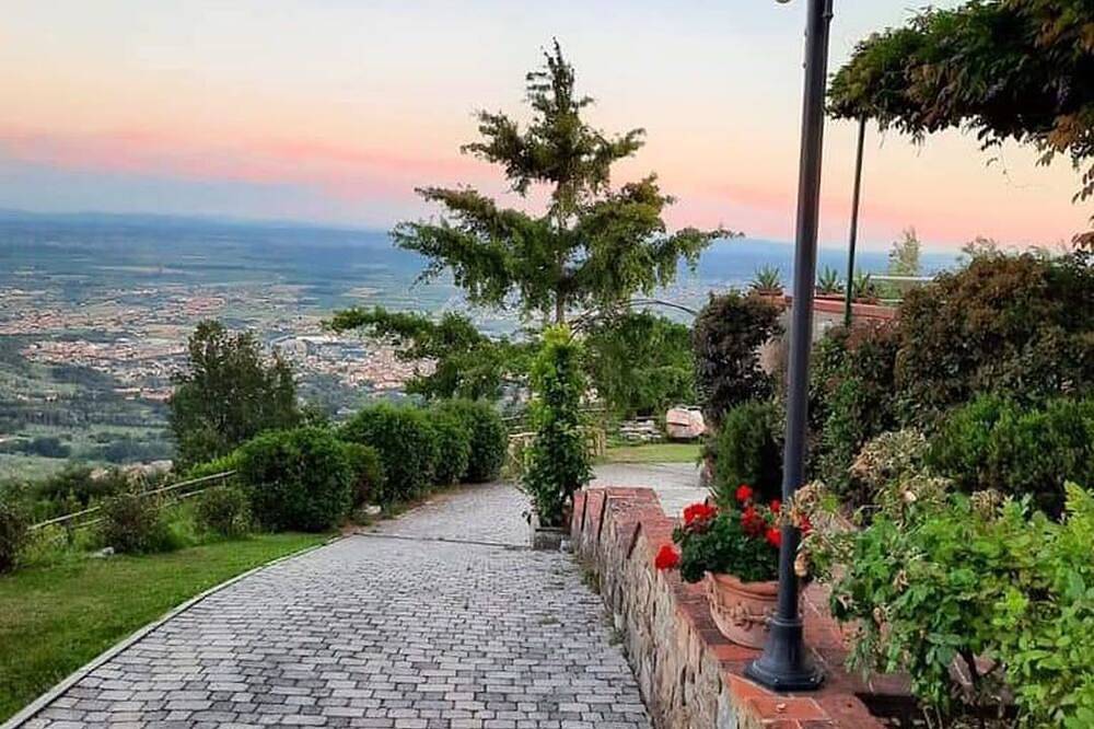 Romantisches Haus \"Der Garten der Olivenbäume\" in Montecatini-Terme, Pistoia Provinz