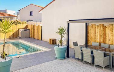 Location de vacances pour 8 personnes, avec piscine à Saint-Nazaire (Pyrénées-Orientales)
