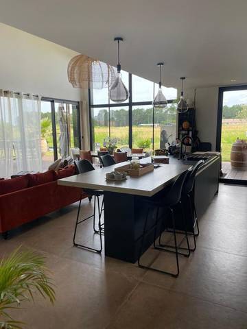 Cottage pour 6 personnes, avec jacuzzi et jardin à Martillac