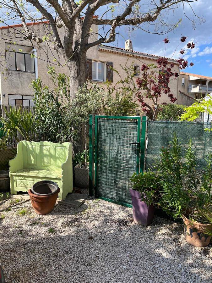 Gîte pour 5 personnes, avec vue et jardin à Plan-de-Cuques - 3
