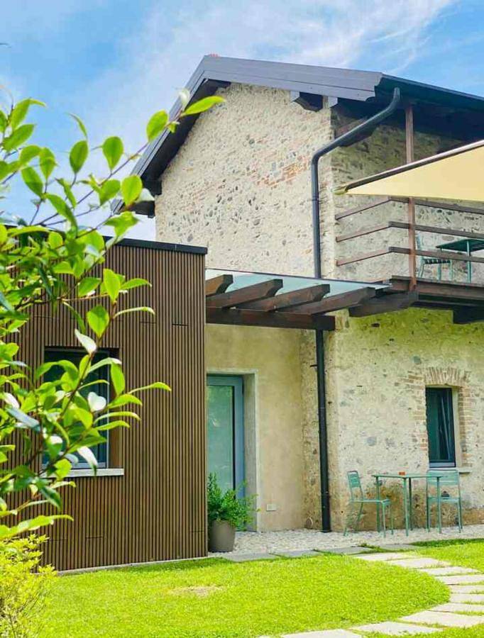 Casa vacanza per 2 persone, con Terrazza e Giardino nonché Panorama a Comune di Vergiate