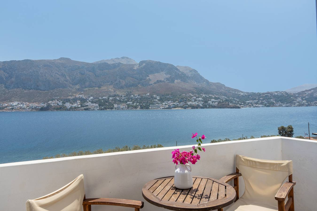Bed and Breakfast 'Room No 6' with Sea View, Wi-Fi and Air Conditioning in Kalymnos