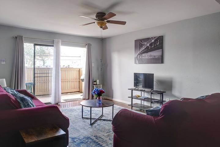 Ferienwohnung für 8 Personen, mit Balkon und Pool - 1